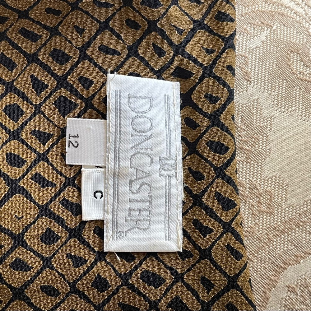 Doncaster Patterned Button Down Top - image 5